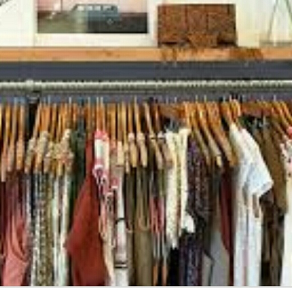 Meet your Posher, Sharaine - Picture 2 of 2